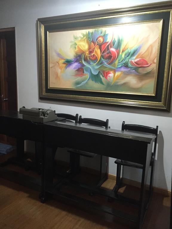 Casa De Las Flores Albergue Bogotá